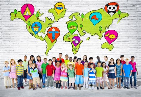 Geography Genius! Learn About Cultures and Countries Around the World through Interactive Gameplay